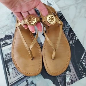 TORY BURCH Ali Thong sandals